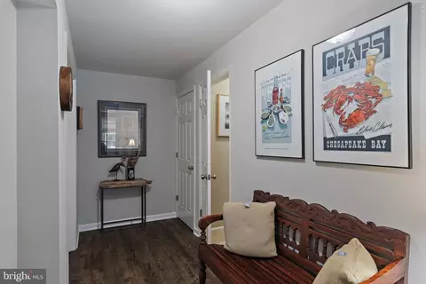Entry Way - 136 Spring Place Way, Annapolis, MD 21401 photo 10 of 12