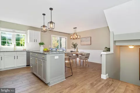 Entry Way - 641 Howards Loop, Annapolis, MD 21401 photo 2 of 4