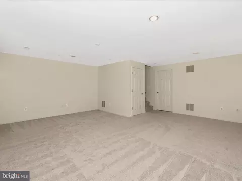 Living - 641 Howards Loop, Annapolis, MD 21401 photo 2 of 2