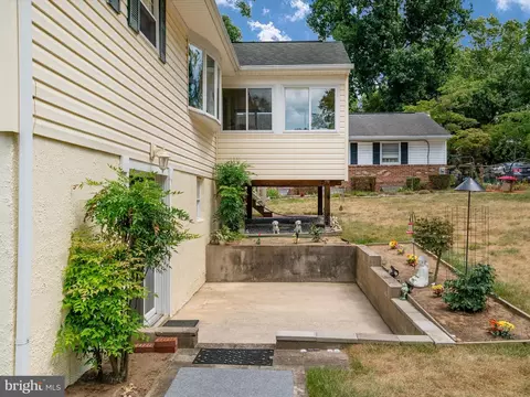 Exterior - 823 Lucky Rd, Severn, MD 21144 photo 4 of 8