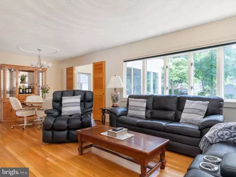 Living - 823 Lucky Rd, Severn, MD 21144 photo 1 of 5