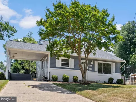495 Rita Dr, Odenton, MD 21113 photo 2