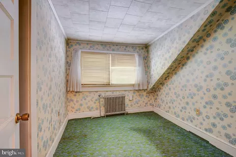 Bedroom - 8589 Bay Rd, Pasadena, MD 21122 photo 4 of 4