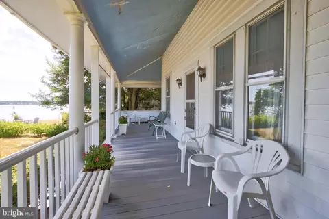 Exterior - 8589 Bay Rd, Pasadena, MD 21122 photo 8 of 22