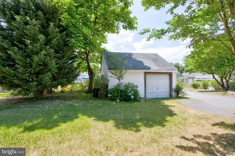 Exterior - 8589 Bay Rd, Pasadena, MD 21122 photo 3 of 22