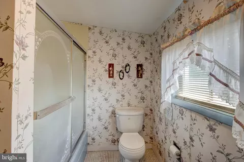 Bath - 8589 Bay Rd, Pasadena, MD 21122 photo 3 of 4