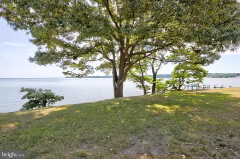 View/Area - 8589 Bay Rd, Pasadena, MD 21122 photo 2 of 4