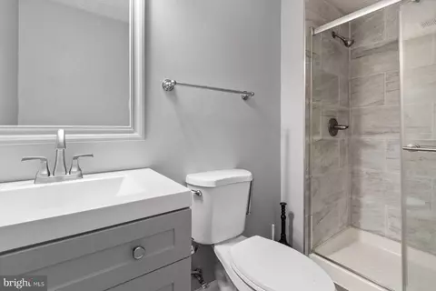 Bath - 682 Willowby Run, Pasadena, MD 21122 photo 2 of 2