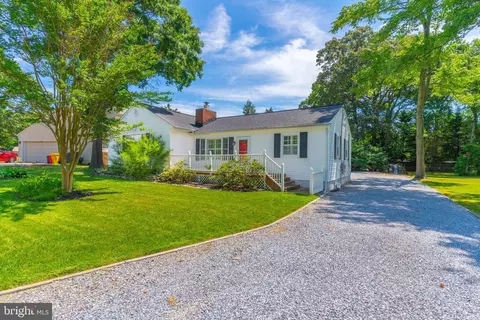 3805 Ponder Dr, Edgewater, MD 21037