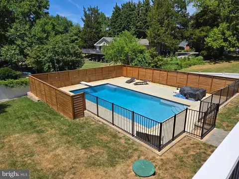 82 Kane Ln, Arnold, MD 21012 photo 3