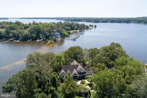 1 Charclavir Ln, Severna Park, MD 21146