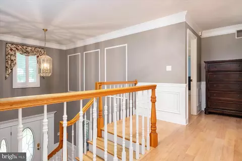Entry Way - 8348 Seamore St, Pasadena, MD 21122 photo 3 of 5