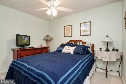 Bedroom - 8348 Seamore St, Pasadena, MD 21122 photo 4 of 8