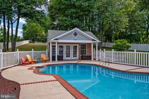 Exterior - 8348 Seamore St, Pasadena, MD 21122 photo 17 of 22