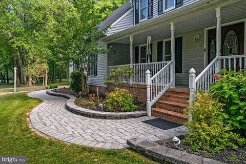 Exterior - 8348 Seamore St, Pasadena, MD 21122 photo 9 of 22