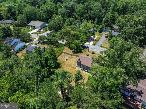 407 Beach Dr, Annapolis, MD 21403 photo 39