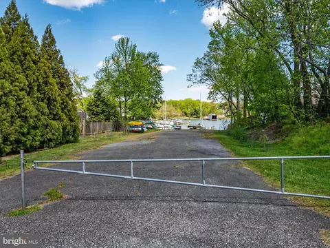 407 Beach Dr, Annapolis, MD 21403 photo 63