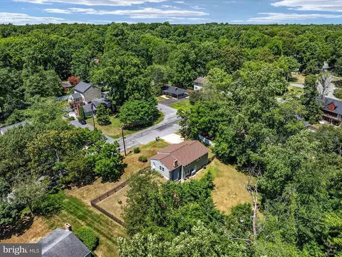 407 Beach Dr, Annapolis, MD 21403 photo 9