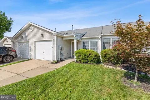 2610 Rigging Dr, Annapolis, MD 21401