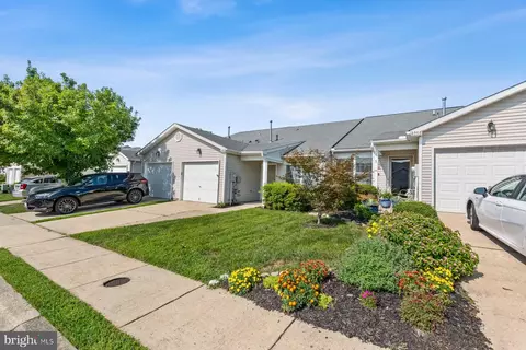 2610 Rigging Dr, Annapolis, MD 21401 photo 2