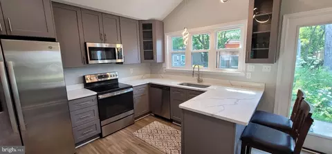 4730 Idlewilde Rd, Shady Side, MD 20764 photo 6