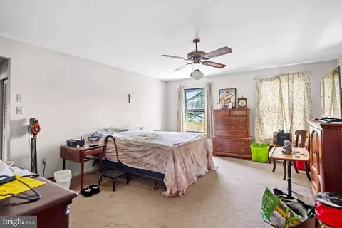 Bedroom - 5920 Sneed Dr, Deale, MD 20751 photo 1 of 4