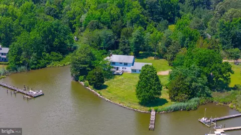 5920 Sneed Dr, Deale, MD 20751
