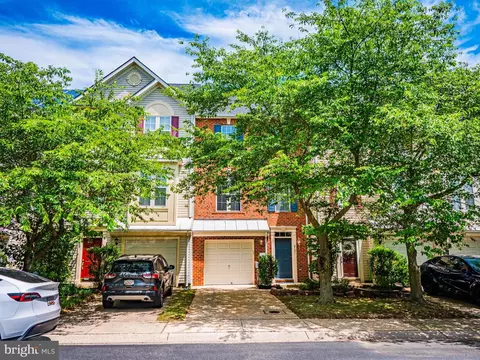 8191 Poinsett Ter, Pasadena, MD 21122