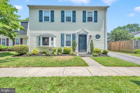 2320 Weymouth Ln, Crofton, MD 21114