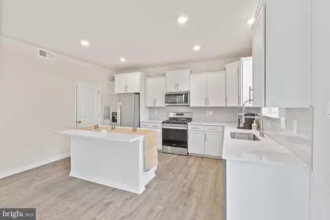 Other - 834 Hillside Ave, Edgewater, MD 21037 photo 4 of 19