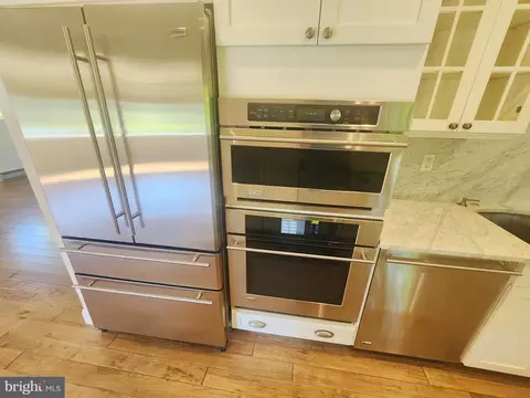 Kitchen - 3612 S South River Terrace Ter, Edgewater, MD 21037 photo 2 of 2