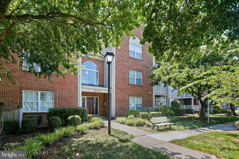 623 Admiral Dr #403, Annapolis, MD 21401