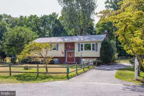 506 Duvall Ln, Annapolis, MD 21403