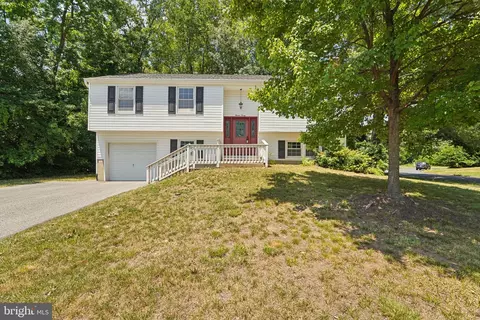 1320 Ava Rd, Severn, MD 21144