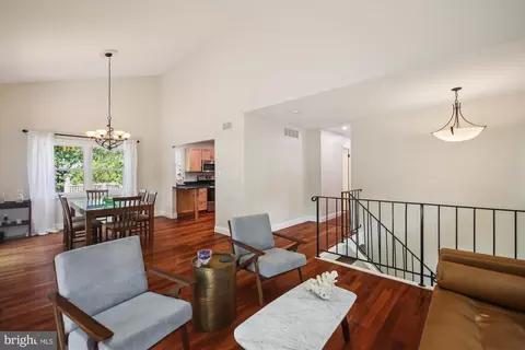 227 Dewey Dr, Annapolis, MD 21401 photo 6