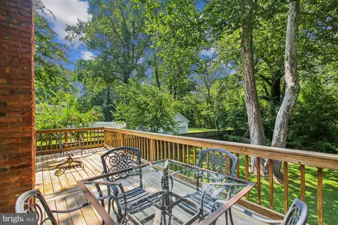 227 Dewey Dr, Annapolis, MD 21401 photo 8