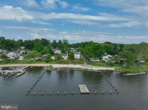 View/Area - 527 Bay View Point Dr, Edgewater, MD 21037 photo 7 of 8