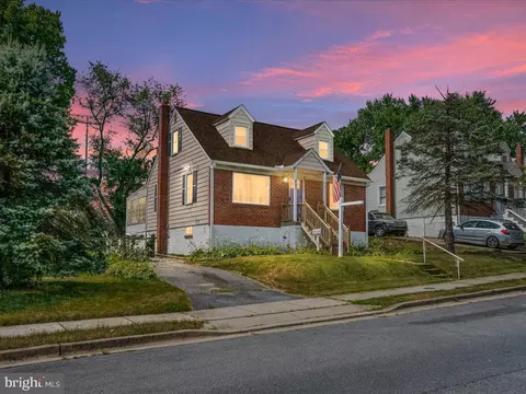 307 6th Ave, Brooklyn, MD 21225