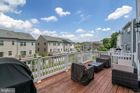 Exterior - 2912 Davis Ridge Ct, Hanover, MD 21076 photo 2 of 5