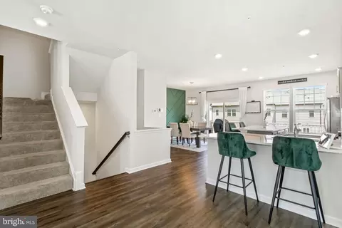 Entry Way - 2912 Davis Ridge Ct, Hanover, MD 21076 photo 1 of 10