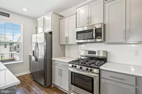 Kitchen - 2912 Davis Ridge Ct, Hanover, MD 21076 photo 2 of 2
