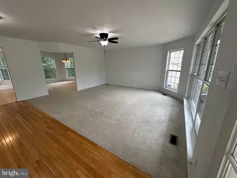1847 Cedar Dr, Severn, MD 21144 photo 3