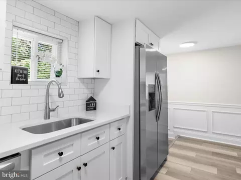 8428 Arbutus Rd, Pasadena, MD 21122 photo 18
