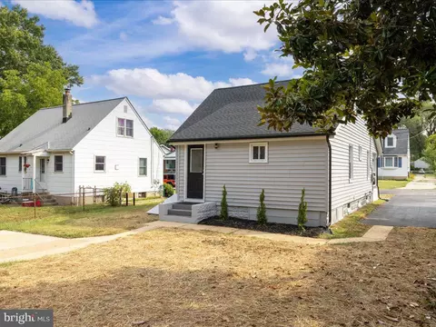 8428 Arbutus Rd, Pasadena, MD 21122 photo 38