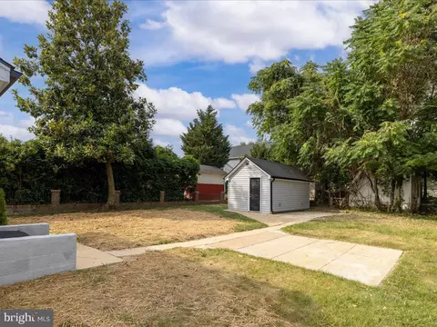 8428 Arbutus Rd, Pasadena, MD 21122 photo 36