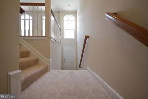 Entry Way - 8426 Winding Trl, Laurel, MD 20724 photo 3 of 8