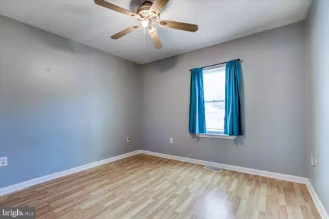 Bedroom - 7788 Edgewood Ave, Pasadena, MD 21122 photo 1 of 1