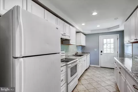 Kitchen - 7788 Edgewood Ave, Pasadena, MD 21122 photo 1 of 2