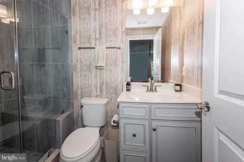 Bath - 2846 Broad Wing Dr, Odenton, MD 21113 photo 6 of 6