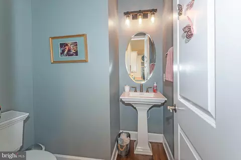 Entry Way - 2846 Broad Wing Dr, Odenton, MD 21113 photo 2 of 6